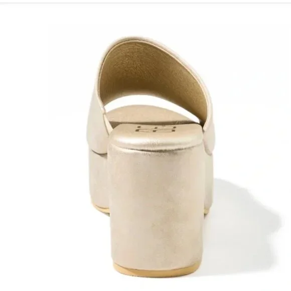 Beach by Matisse Woman's Platform Sandal Size 10 - Picture 4 of 9